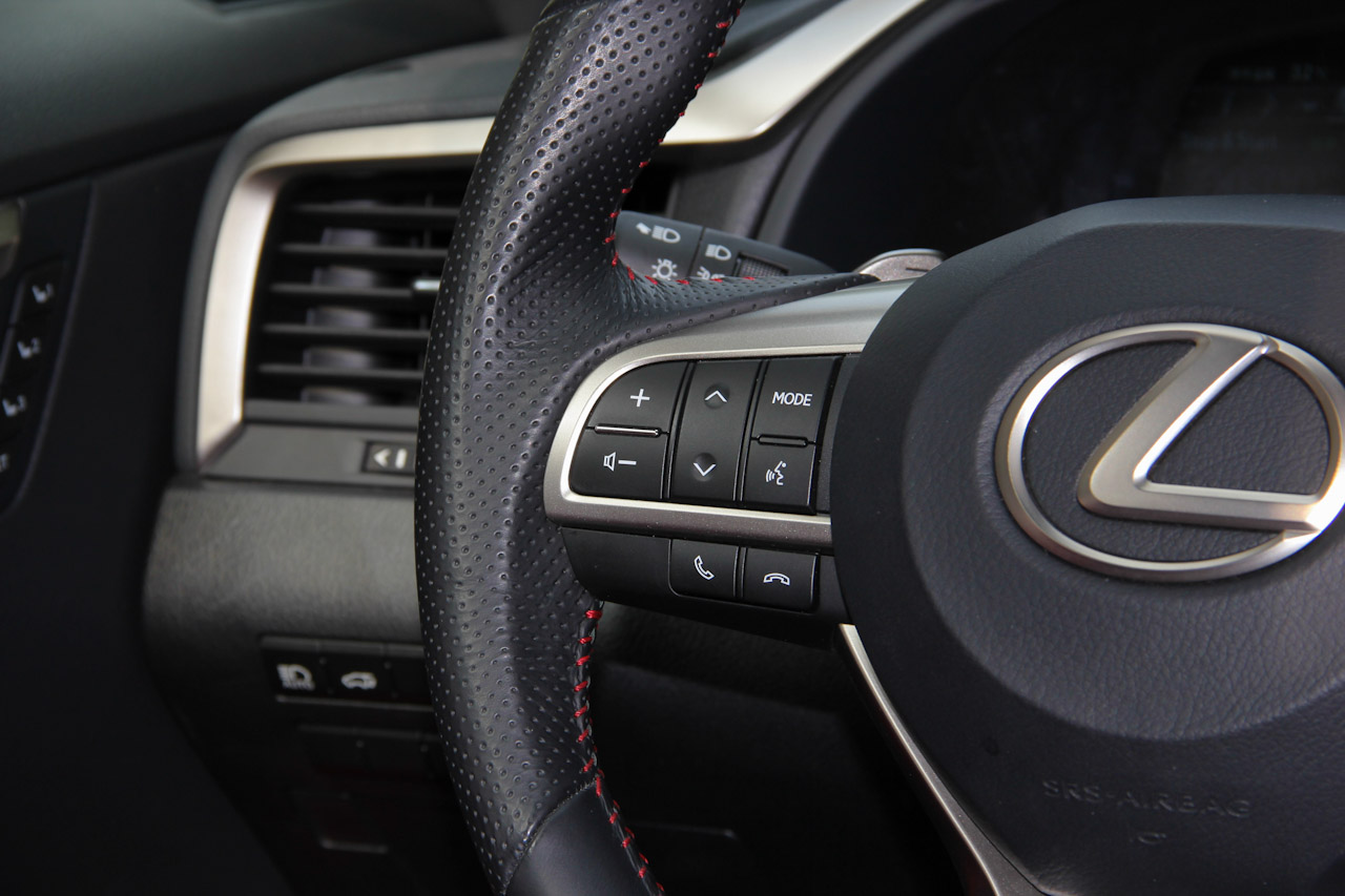 2016款雷克萨斯RX 2.0T自动200t四驱F SPORT