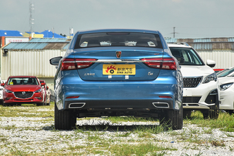 2018款荣威i6 1.5T自动旗舰版20T