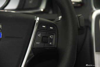 2017款沃尔沃S60L 2.0T自动T4智远版