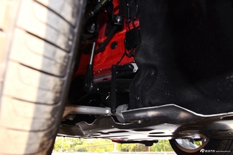 2018款宝马3系2.0T自动320Li 领先型M运动套装