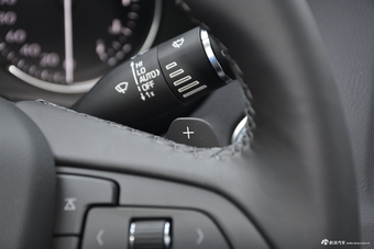 2018款XT4 2.0T自动两驱豪华型28T