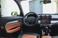 2018款凯翼X3 1.6L手动智尊版