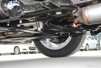 2016款创酷 1.4T 自动两驱舒适天窗版