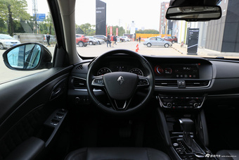 2018款宝沃BX7 2.0T自动28T四驱旗舰型7座