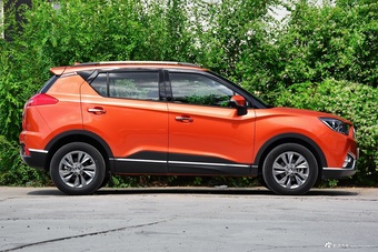 2018款海马S5青春版 1.6L自动旗舰型 