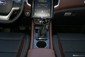 2018款斯威X7 1.5T自动智享型7座