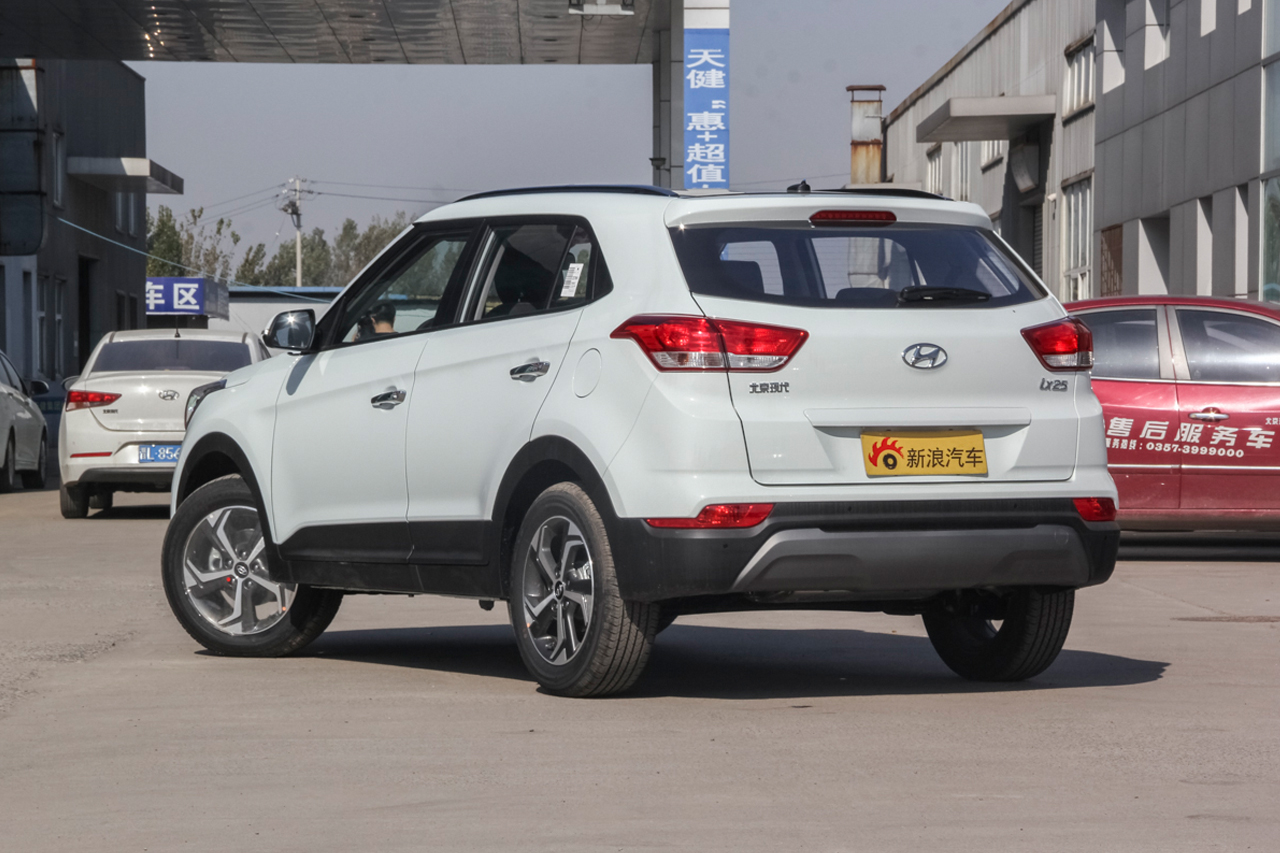 2017款现代ix25 1.6L自动智能型