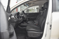 2016款索兰托L 2.2T自动柴油4WD定制版5座国IV