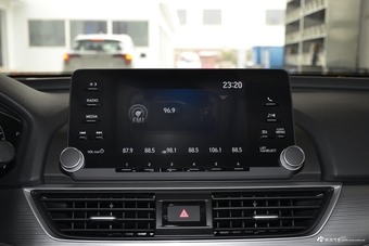 2018款雅阁1.5T自动豪华版260TURBO