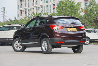 2016款海马S5 1.5T自动创享版