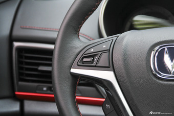 2017款长安CS55 1.5T自动炫动型