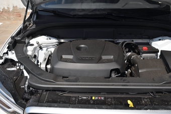 2019款沃尔沃XC60 2.0T自动四驱T5智远运动版