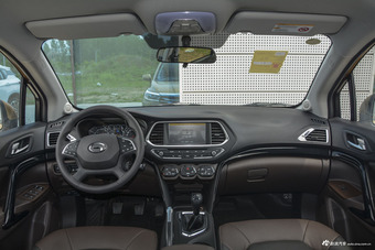 2017款传祺GS4 1.5T手动两驱豪华版235T图片