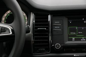 2017款柯迪亚克1.8T自动330TSI两驱舒适版5座 