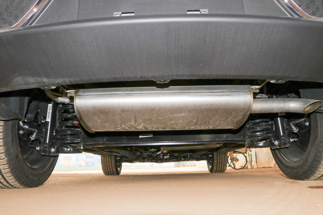 2017款众泰T300 1.5L手动尊享型