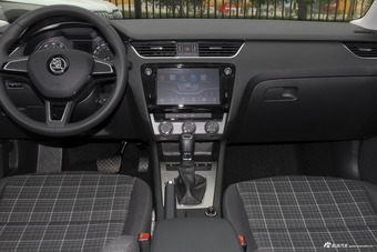 2018款明锐1.2T TSI230 DSG舒适版 