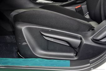 2017款马自达3昂克赛拉 三厢 1.5L 自动舒适型