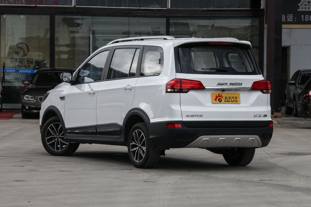 2018款斯威X3 1.5L手动风尚型