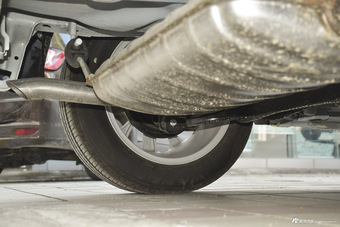 2016款中华V3 1.5L自动智能型 