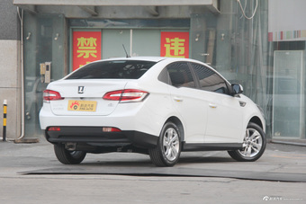 2016款锐3 1.6L手动尊享型天窗版