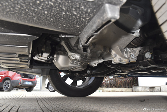 2017款风神AX4 1.6L手动潮尚型