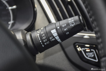 2017款风神AX5 1.4T手动趣悦型