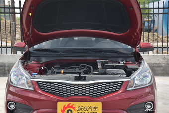 2017款起亚K2 1.4L自动GLS三厢