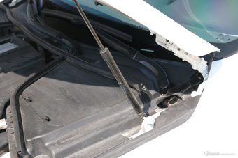 2018款英菲尼迪Q50L 2.0T自动豪华运动版