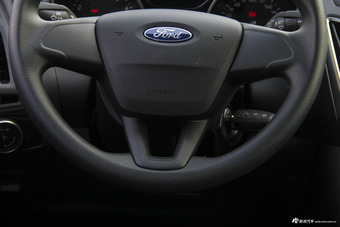 2018款福克斯两厢1.6L自动舒适型智行版