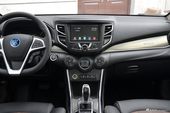 2018款比亚迪宋EV400 智联进享型