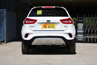 2018款吉利远景X3 1.5L自动精英型