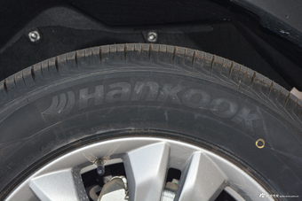 2017上汽大通D90 2.0T自动两驱水星