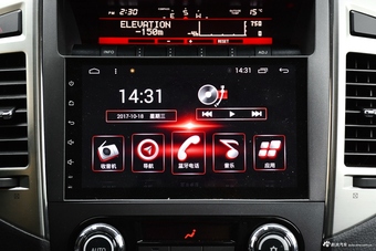 2018款帕杰罗3.0L自动尊贵版