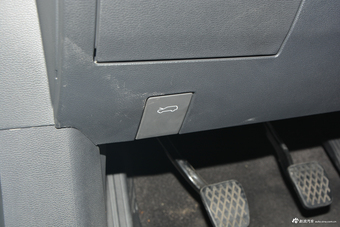 2017上汽大通D90 2.0T手动两驱火星