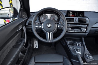 2016款宝马M2 3.0T自动