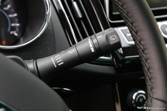 2017款轩朗 2.0L自动舒适型