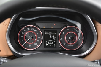 2017款金杯F50宜商系列1.6L手动豪华型