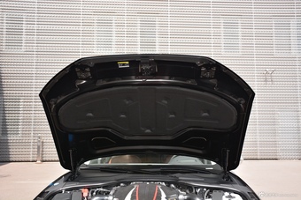 2016款奥迪S8 4.0T自动4.0TFSI quattro