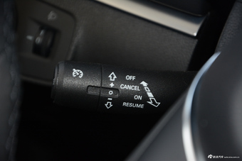 2017款荣威i6 1.5T自动旗舰版20T