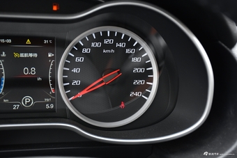 2019款奔腾X40 1.6L自动互联智酷型