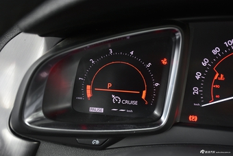2015款DS 5 1.8T自动豪华版THP200