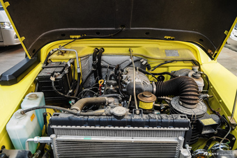 2016款BJ 212 2.0L手动方门四驱豪华型 国IV