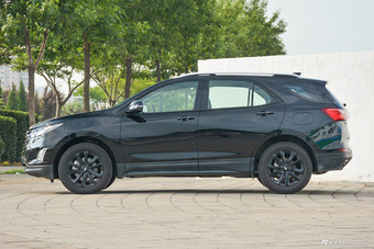 2018款探界者2.0T自动四驱捍界版550T