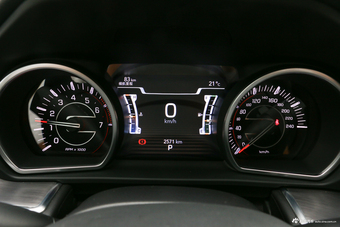 2018款大指挥官2.0T自动四驱耀享版