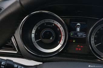 2018款揽福1.9T自动柴油两驱旗舰版7座