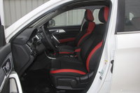 2018款哈弗H2 1.5T手动两驱豪华型红标