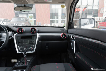 2018款北京BJ20 1.5T CVT精英型