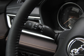 2018款汉腾X5 1.5T CVT精英版