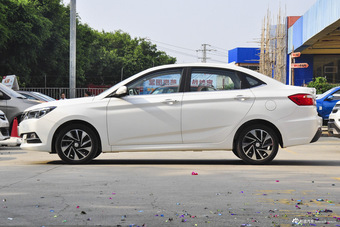 2016款悦翔V7 1.6L手动乐趣型国V