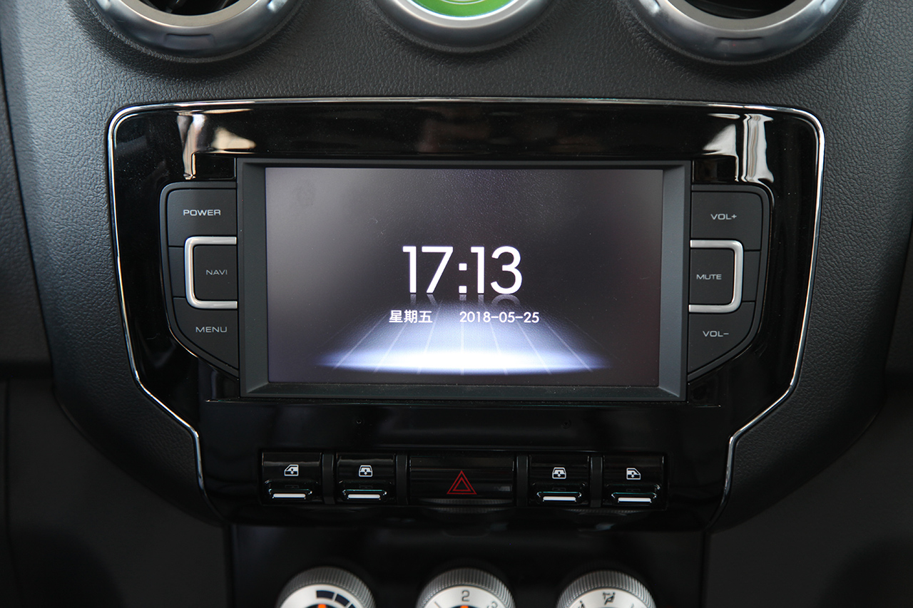 2016款北京BJ40L 2.3T自动四驱尊享版